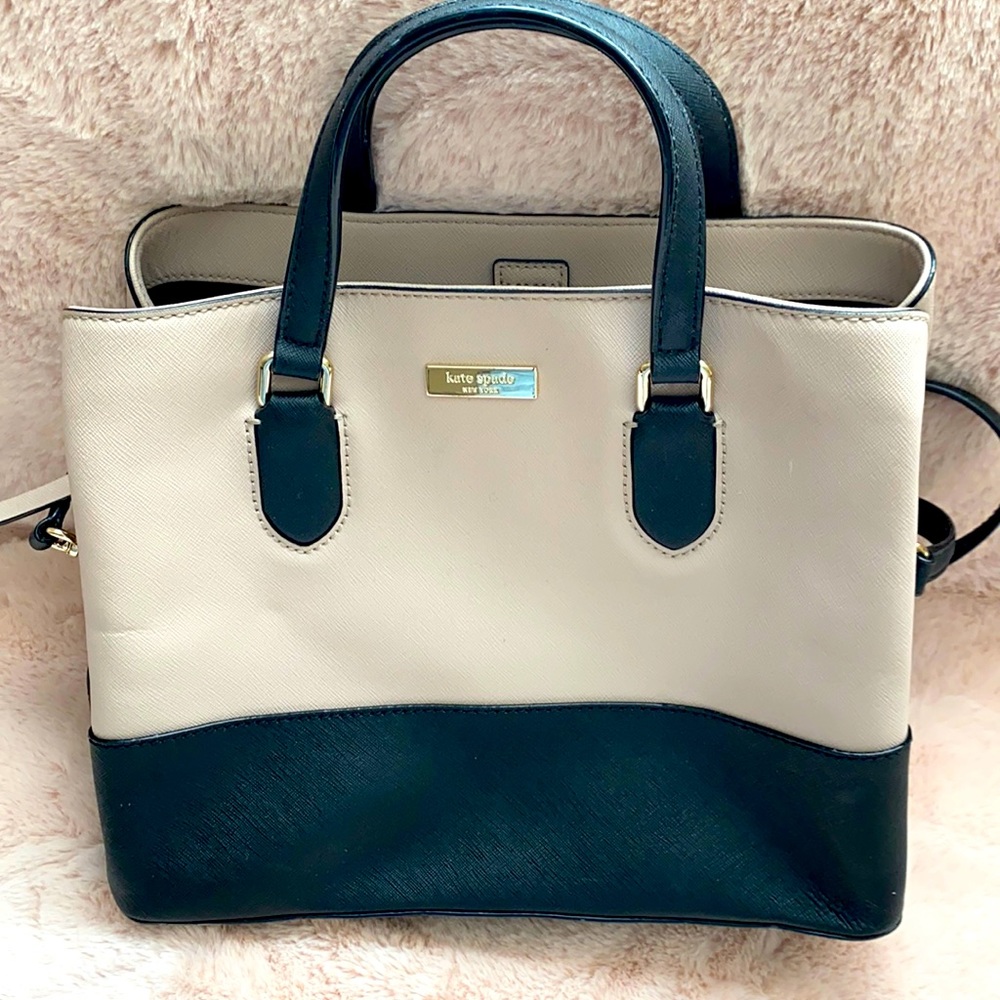 Adorable Kate Spade ♠️ handbag